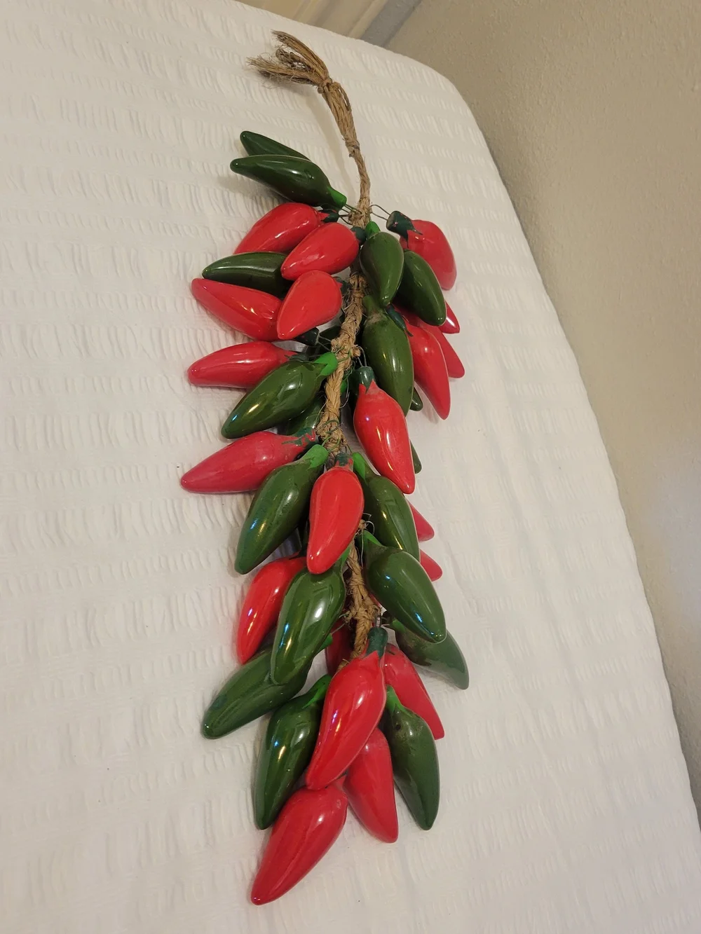 Ceramic Decorative Red & Green Chili Pepper Hanging Garland - Home Holiday